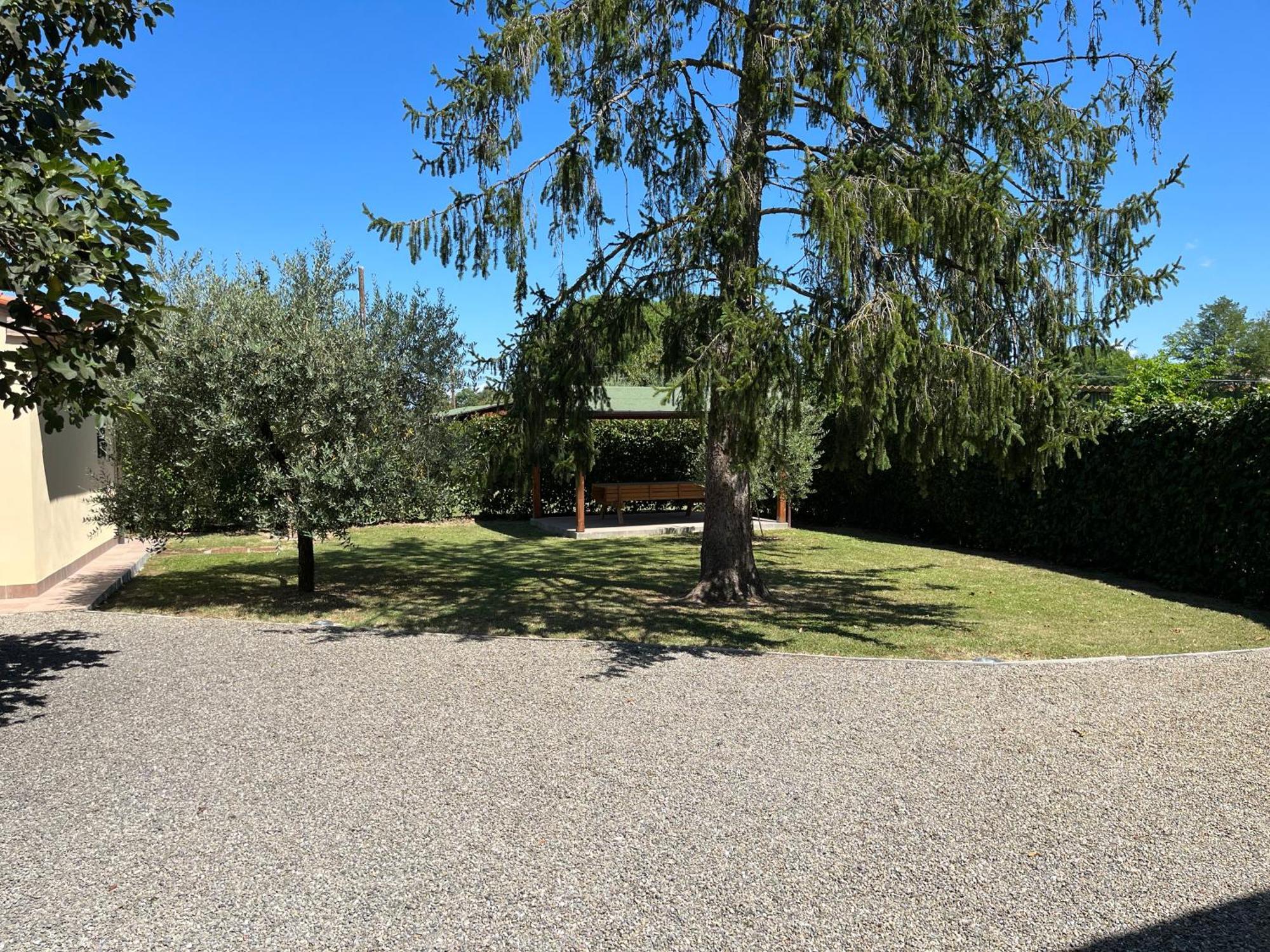 Holiday House La Rosa Terricciola Esterno foto